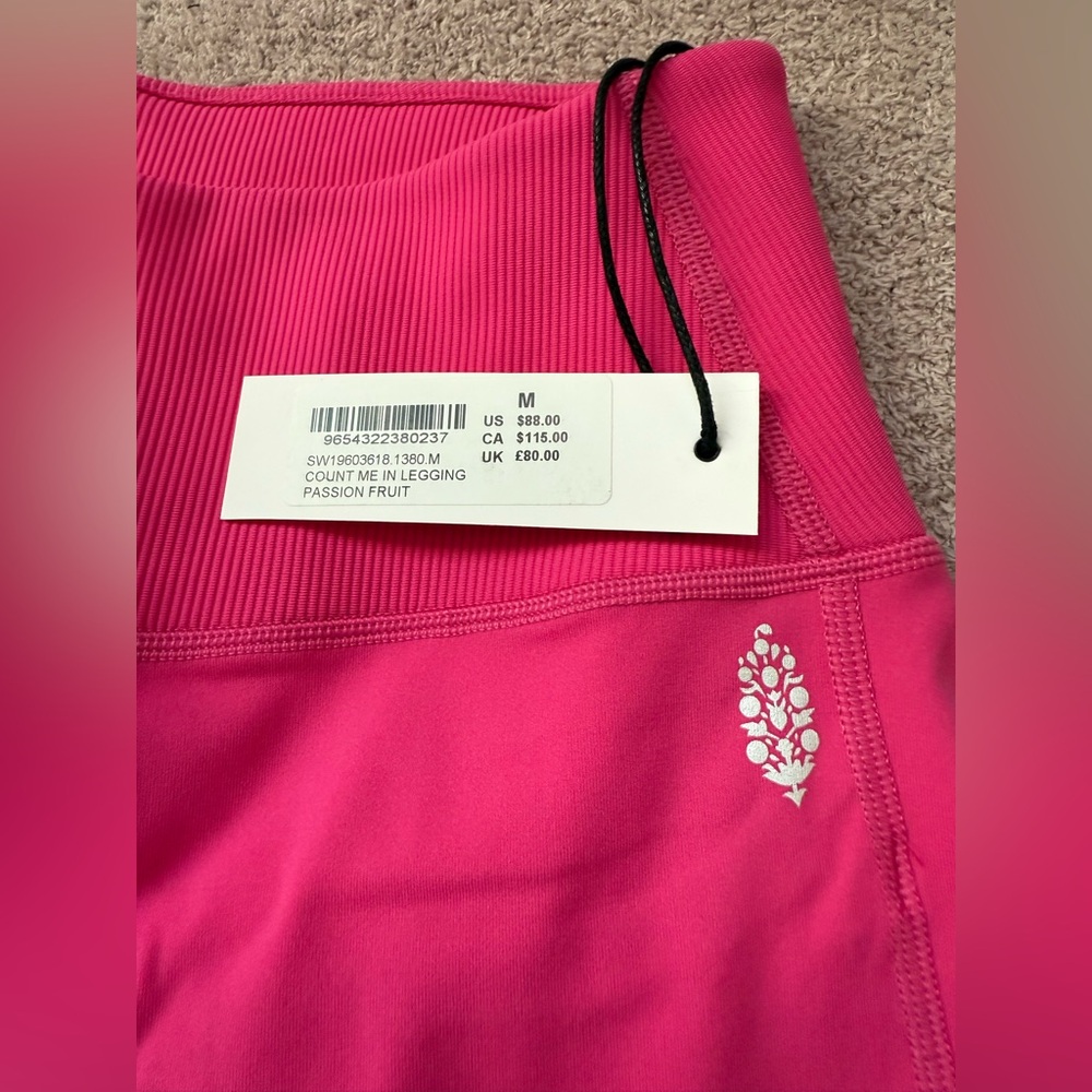 NEW - FREE PEOPLE MOVEMENT x SOUL CYCLE - COUNT ME IN LEGGING - PASSION FRUIT - Picture 6 of 8